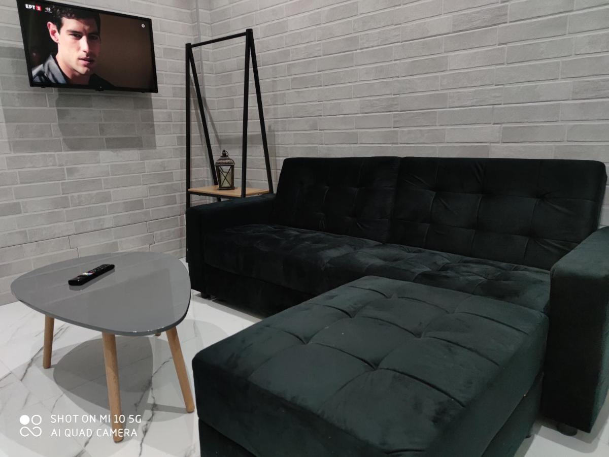 Modern Apartment With A Huge Terrace Афины Экстерьер фото