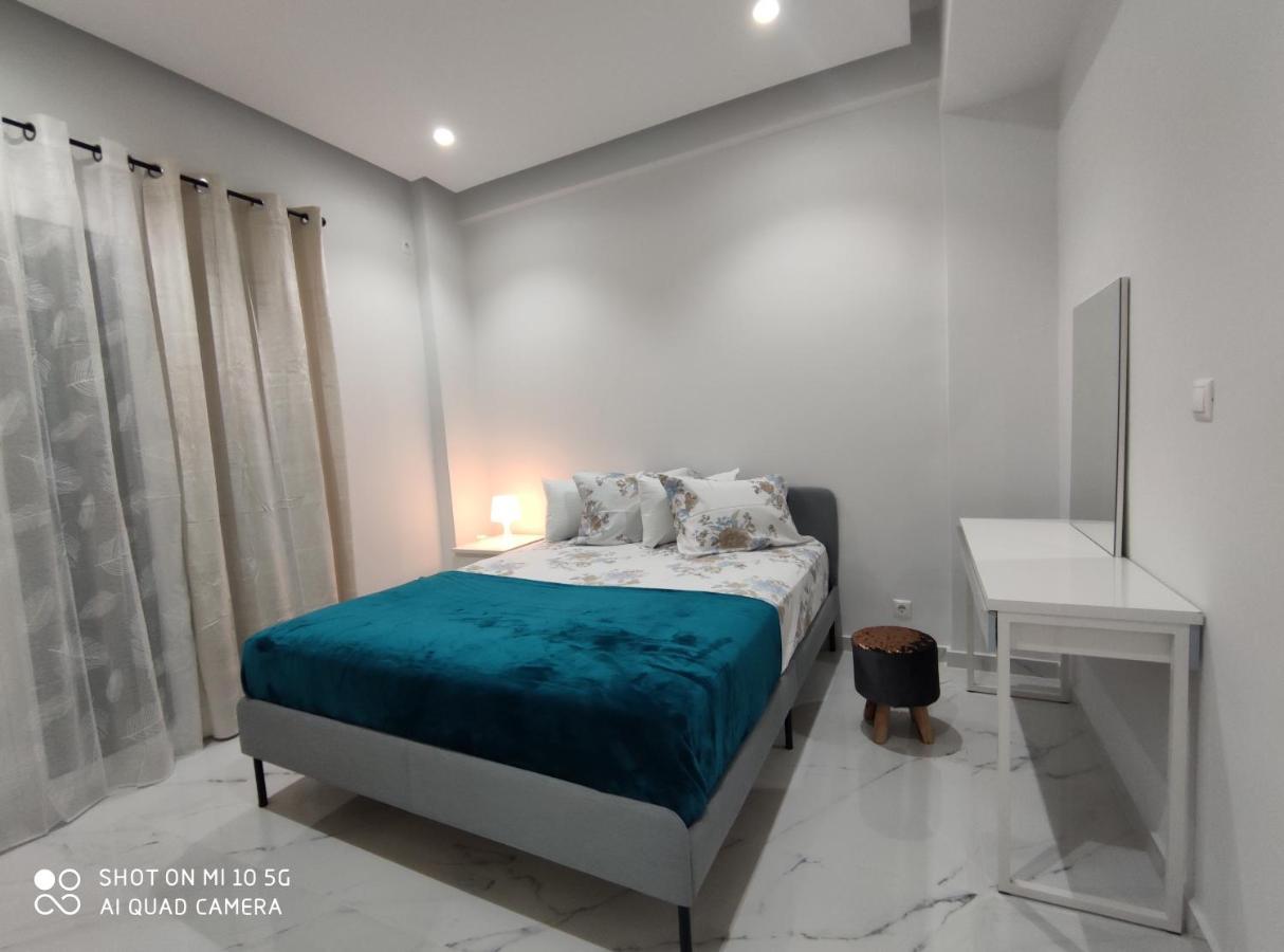 Modern Apartment With A Huge Terrace Афины Экстерьер фото