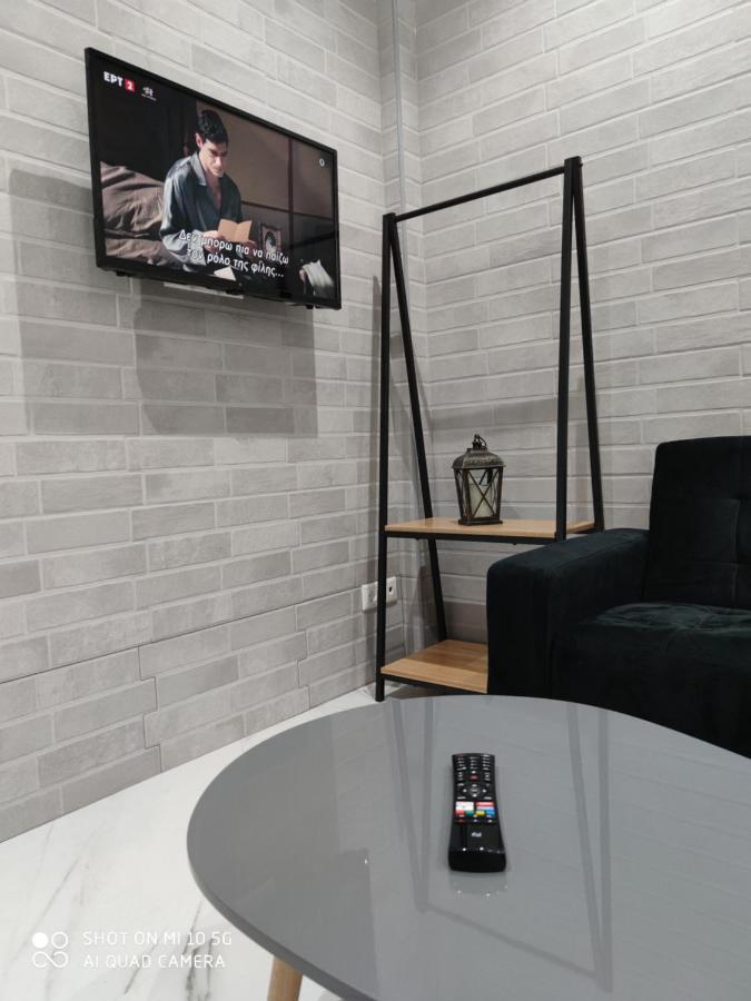 Modern Apartment With A Huge Terrace Афины Экстерьер фото