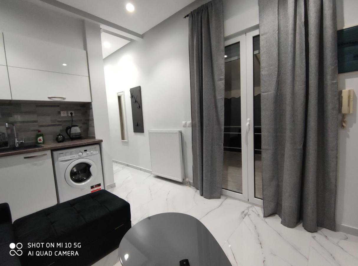 Modern Apartment With A Huge Terrace Афины Экстерьер фото